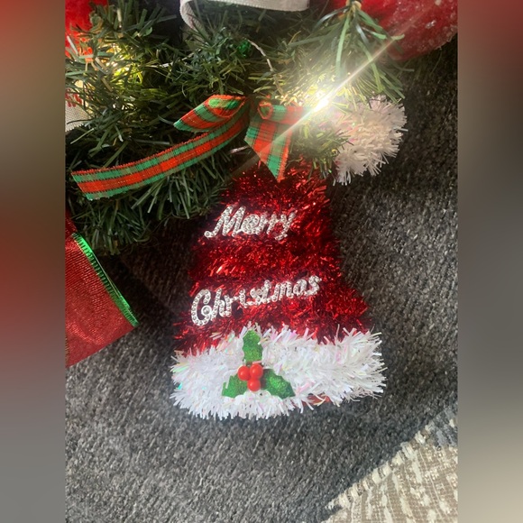 GNOME DIY HOLIDAY LIGHT UP WREATH - Picture 5 of 9